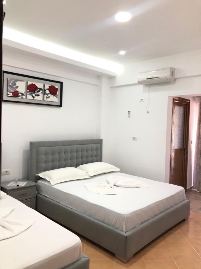 Eraldo Brahimi Apartaments Ksamil Buitenkant foto