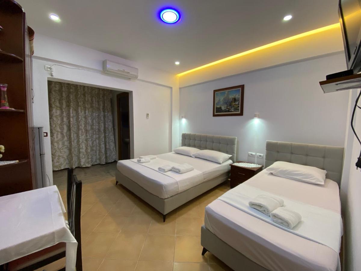 Eraldo Brahimi Apartaments Ksamil Buitenkant foto