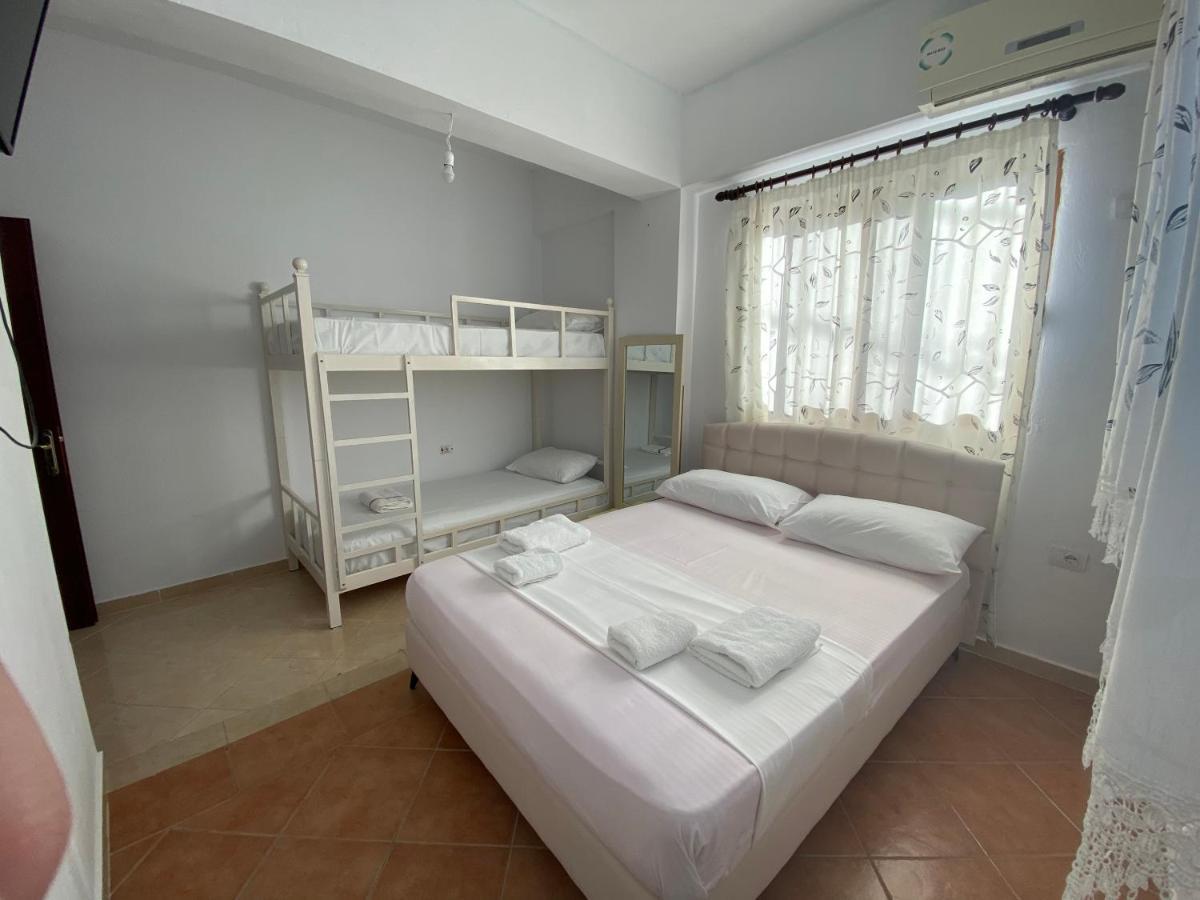 Eraldo Brahimi Apartaments Ksamil Buitenkant foto