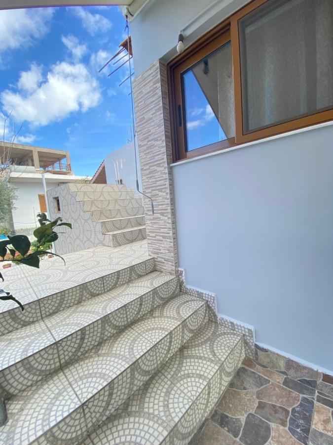 Eraldo Brahimi Apartaments Ksamil Buitenkant foto