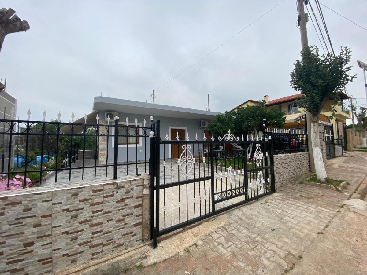 Eraldo Brahimi Apartaments Ksamil Buitenkant foto